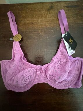 Wacoal Lavender Lace Underwire Bra 32D